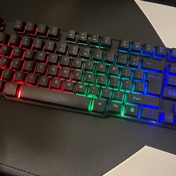 Rgb keybroad - Picture 2 of 2